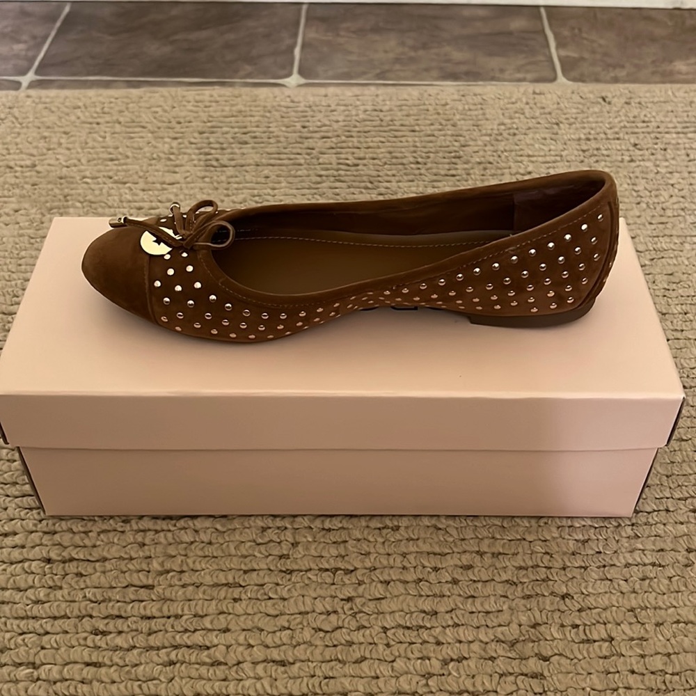 Bcbg suede flats
